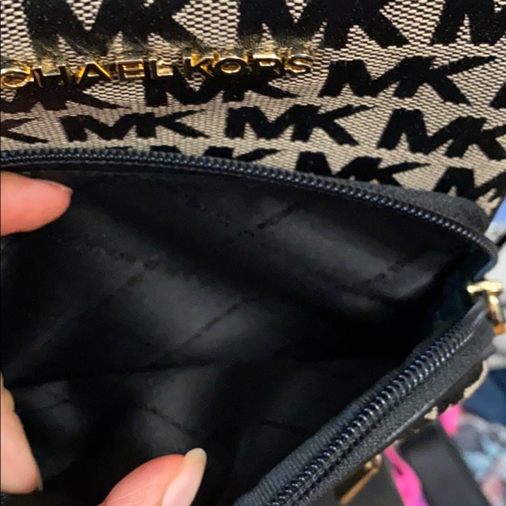 Crossbody bag - Picture 2 of 5